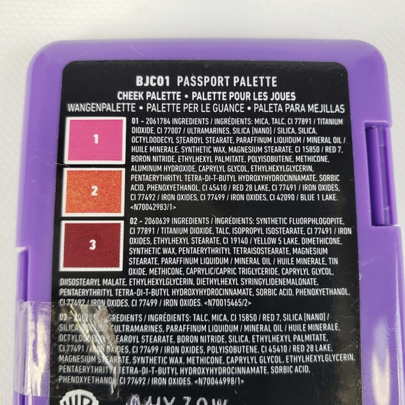 NYX Makeup Beetlejuice Afterlife Republic of All Souls Passport Cheek Palette - Picture 3 of 4